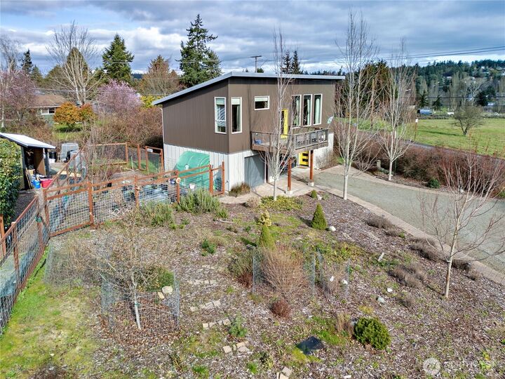 Property Photo:  406  Discovery Road  WA 98368 