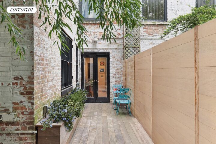 Property Photo:  115 W 87th Street  NY 10024 