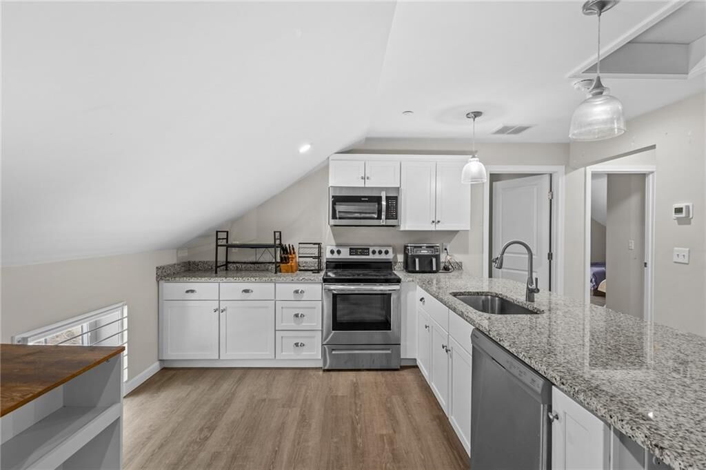 Property Photo:  5 Hill Street 3  RI 02917 