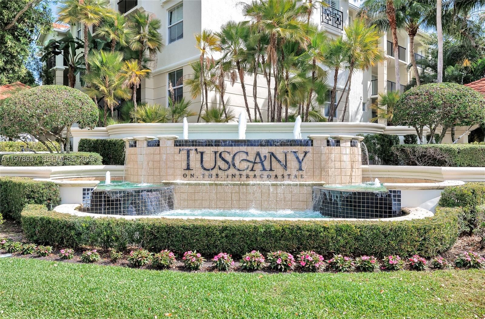 Property Photo:  2309 Tuscany Way 2309  FL 33435 
