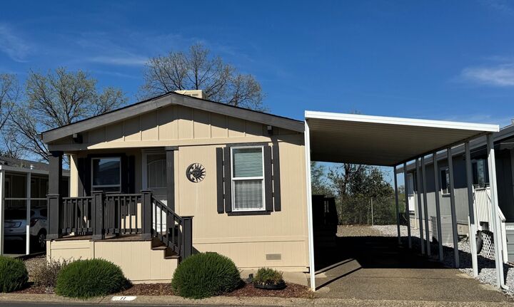 Property Photo:  20350 Hole In 1 Drive  CA 96002 