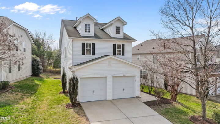 Property Photo:  2021 Remington Oaks Circle  NC 27519 