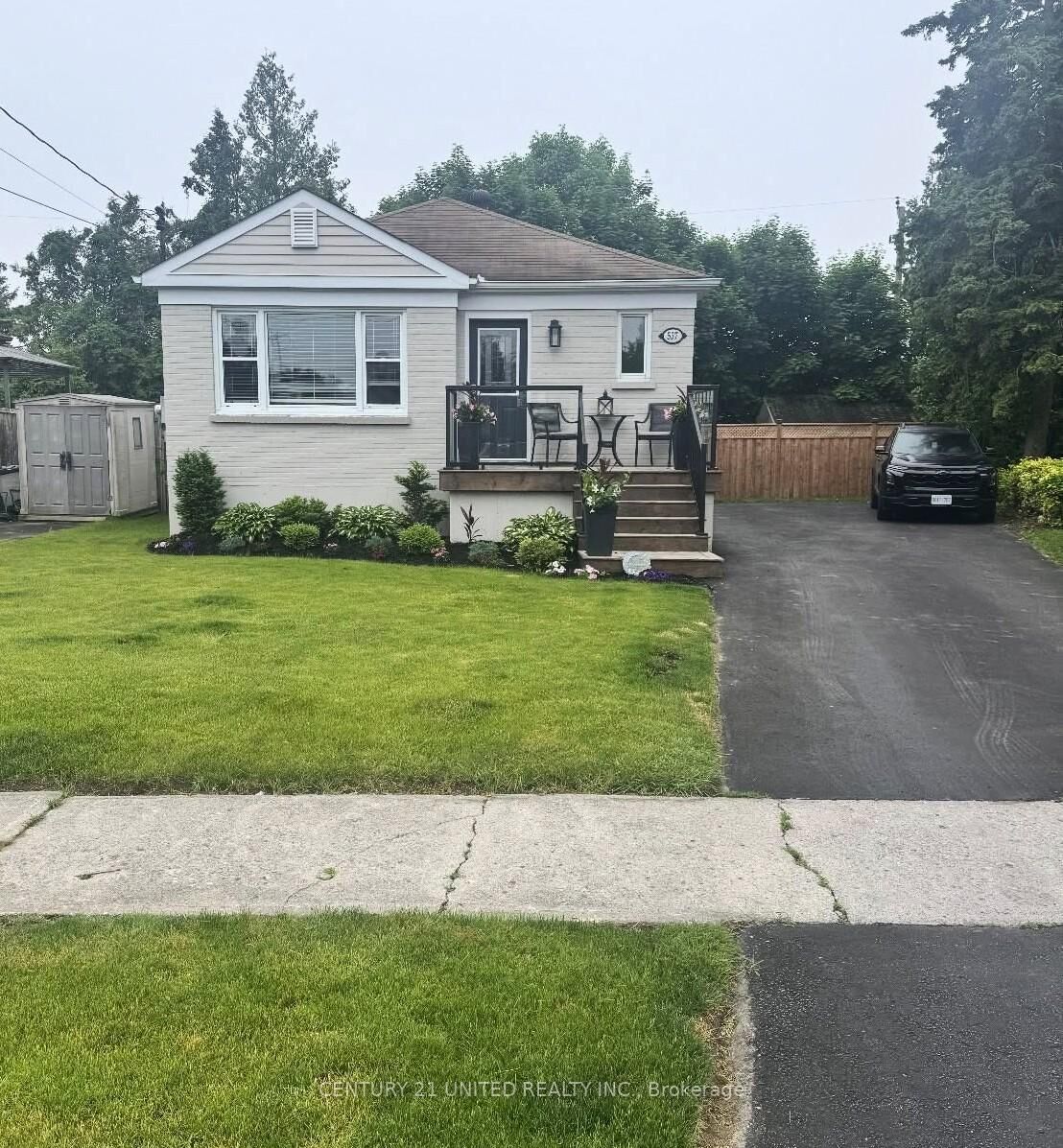 Property Photo:  537 Shirley Street  ON K9A 2A4 