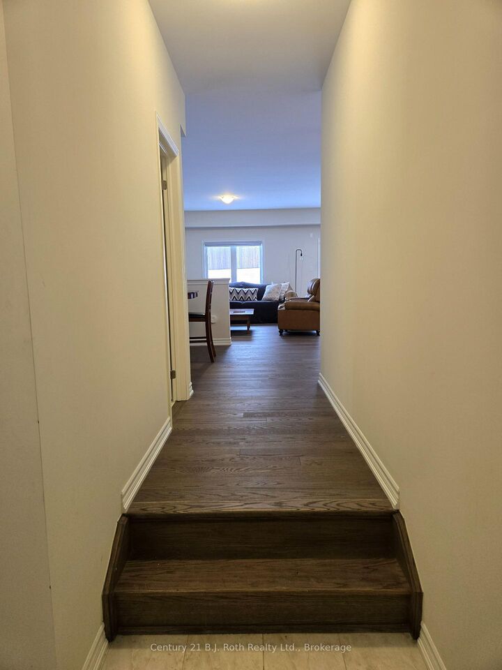 Photo de la propriété: 305 McEachern Lane ON P1P 0H8