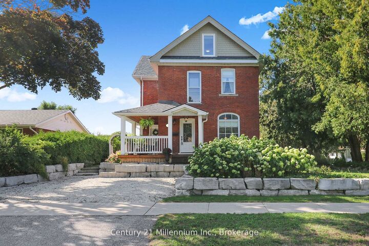 439 Birch Street — photo 1