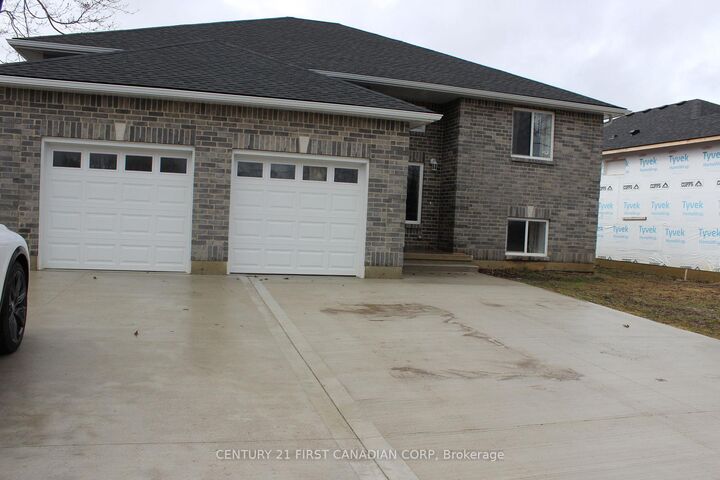 2609 Oil Heritage Road — photo 1