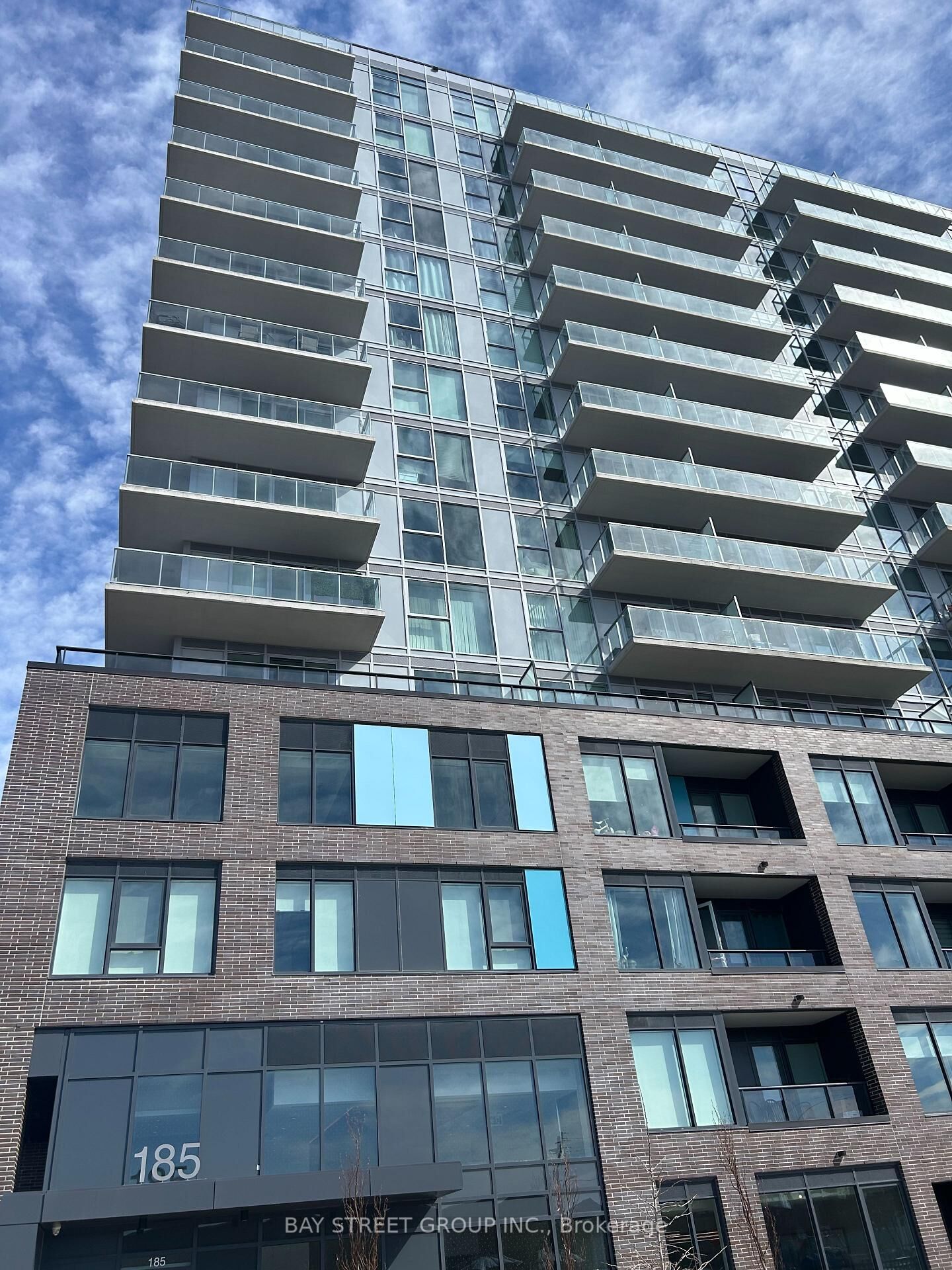 Property Photo: 185 Deerfield Drive 612 ON L3Y 0G7