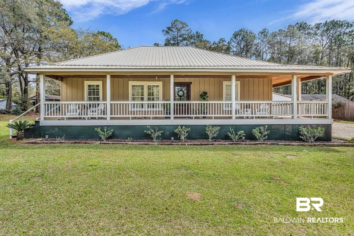 Property Photo: 14840 Bluff Road AL 36580