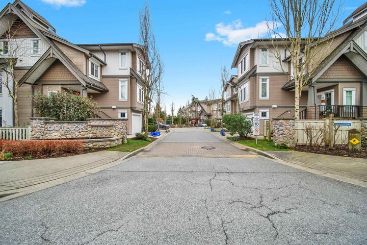Property Photo:  8250 209B Street 20  BC V2Y 0J7 