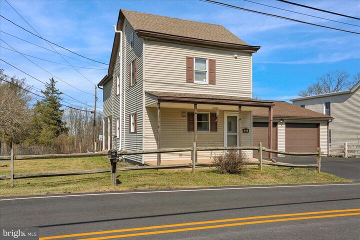 Property Photo:  64 W Wesner Road  PA 19510 