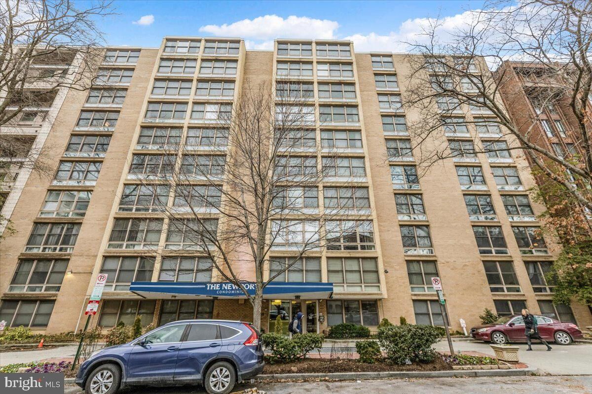 Property Photo:  1260 21st Street NW 1009  DC 20036 