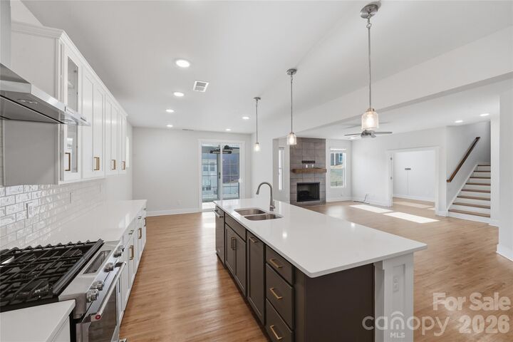 Property Photo:  2013 White Cypress Court  NC 28216 
