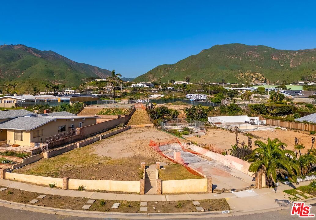 Property Photo:  18431 Coastline Dr  CA 90265 