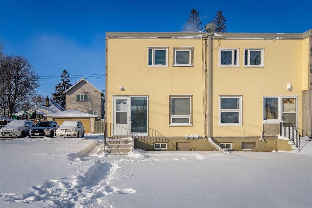 Photo de la propriété:  620 Herbert Avenue  MB R2L 1G1 