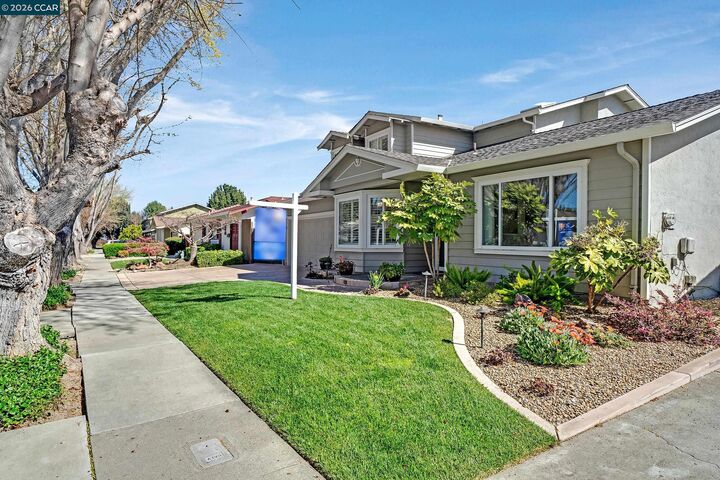 Property Photo:  2415 Crestline Rd  CA 94566 