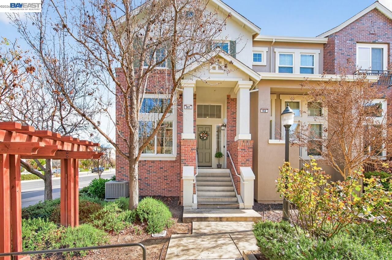 Property Photo: 2871 1st St 901 CA 94550