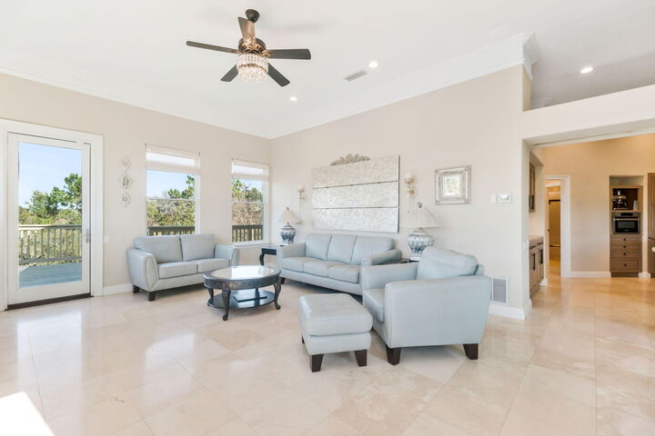 Property Photo:  2 Colley Cove Drive  FL 32561 