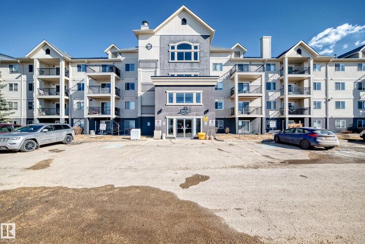 Photo de la propriété:  592 Hooke Road NW 218  AB T5A 5H2 