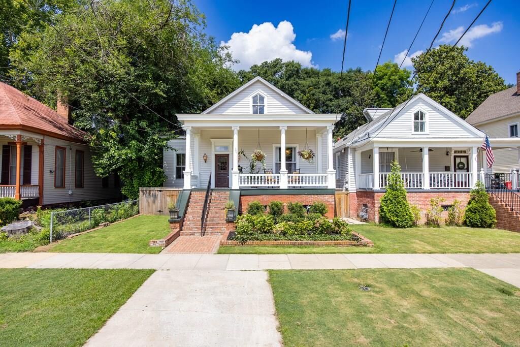 Property Photo:  715 1st Avenue  GA 31901 