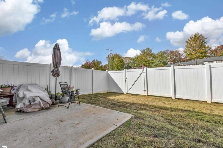 Property Photo:  325 Cub Court  SC 29609 