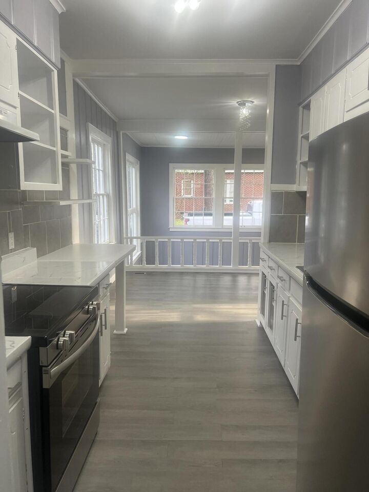 Property Photo:  405 S Eshman Ave  MS 39773 