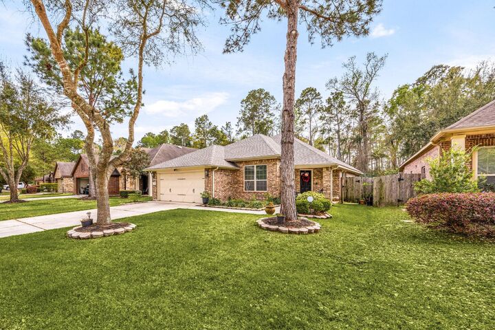 Property Photo: 12830 Bridle Springs Lane TX 77044