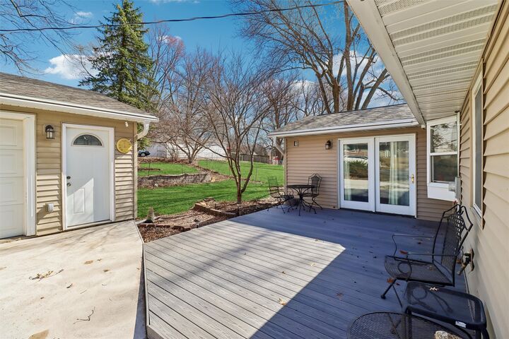 Property Photo:  312 N J Street  IA 50125 