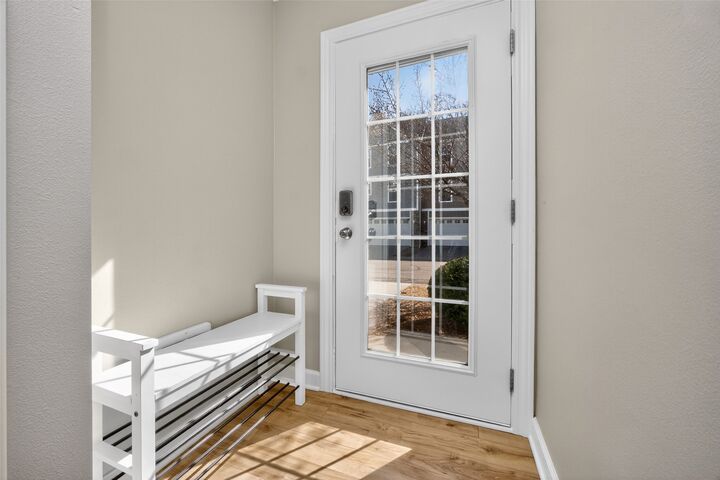 Property Photo:  386 NE Satinwood  IA 50263 