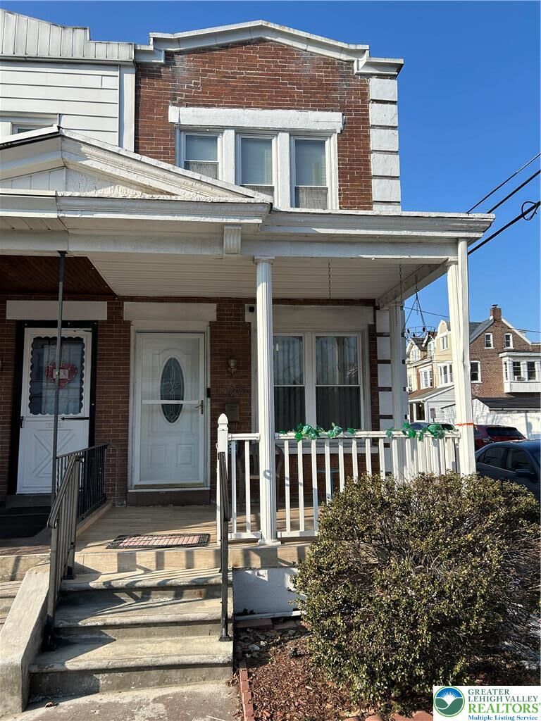 Property Photo:  1029 W Allen Street  PA 18102 