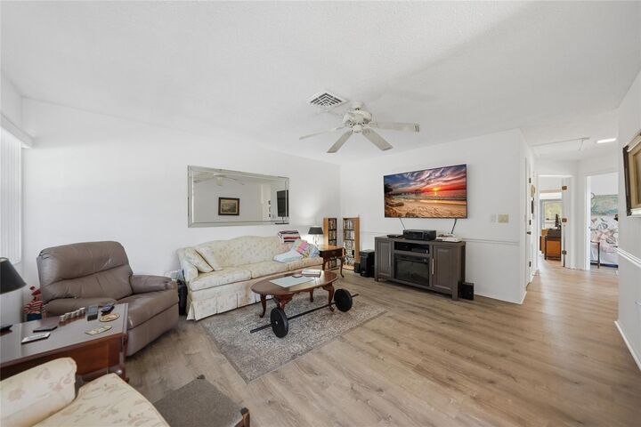 Property Photo: 9 Quails Run Boulevard 12 FL 34223