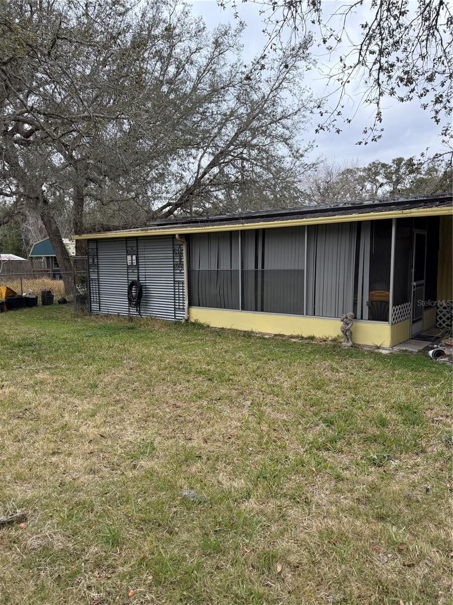 Property Photo: 12013 Bethwood Avenue FL 34654