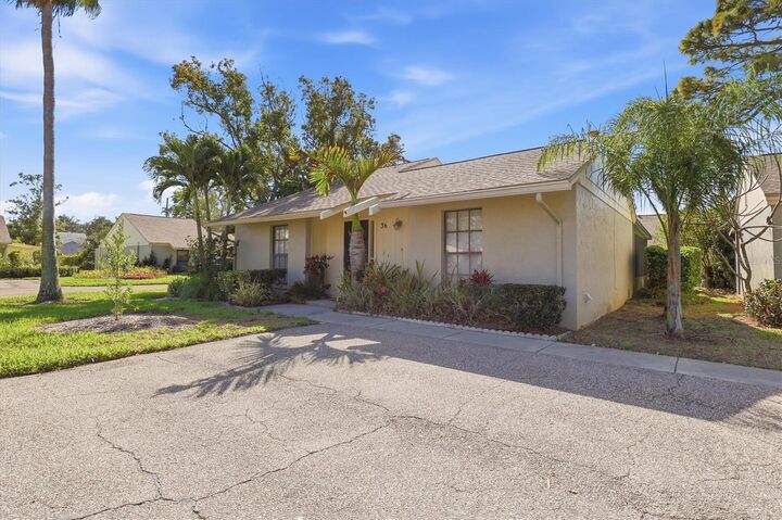 Property Photo: 36 Windrush Bay Drive 36 FL 34689