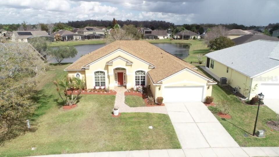 Property Photo:  3154 Hanging Moss Circle  FL 34741 