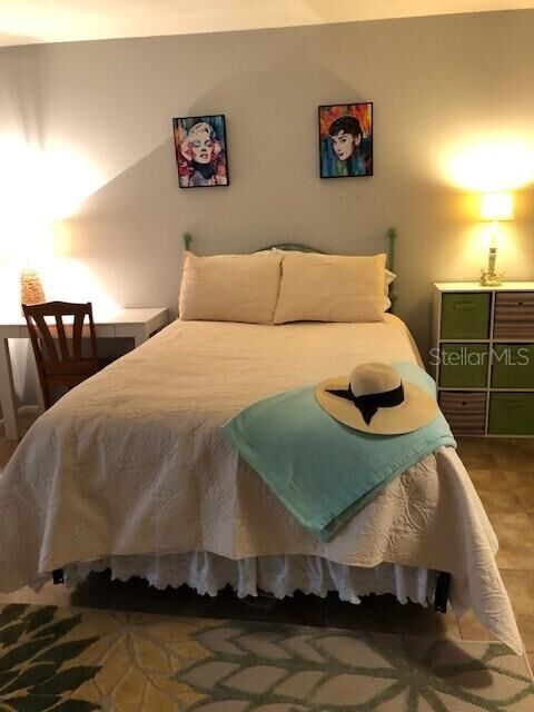 Property Photo: 24 Quails Run Avenue 9 FL 34223