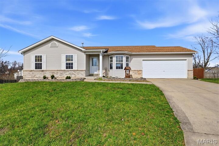 Property Photo:  7 Bridle Spur Court  MO 63390 