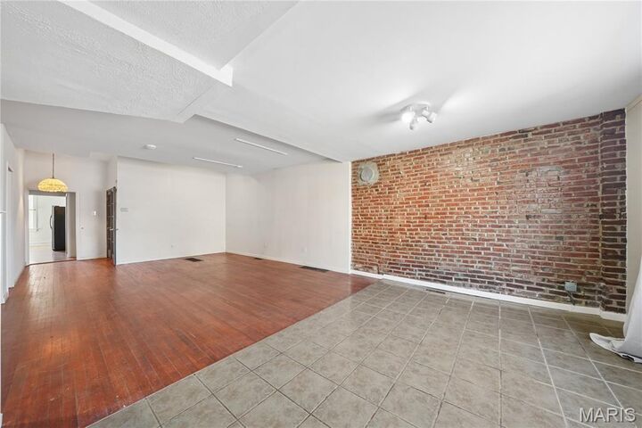 Property Photo:  6644 Gravois Avenue  MO 63116 