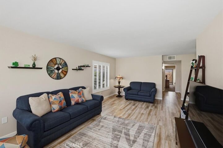 Property Photo: 618 S Santa Fe Street 8 CA 92543