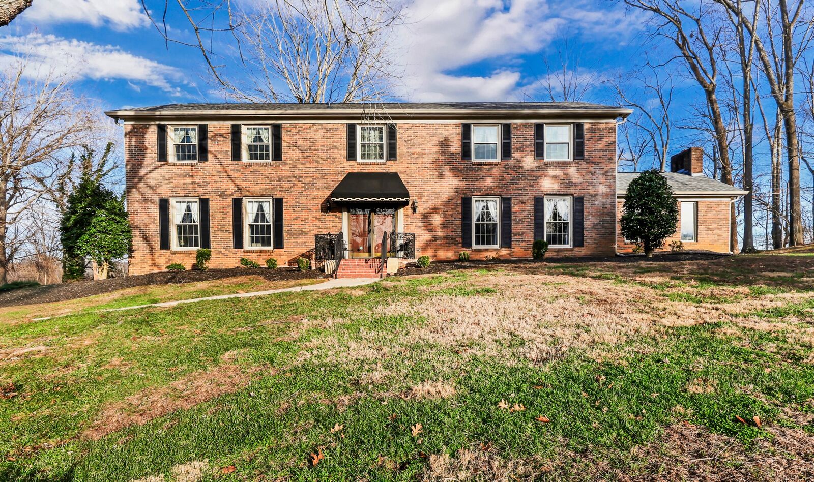 Property Photo:  351 Fairway Dr  TN 37043 