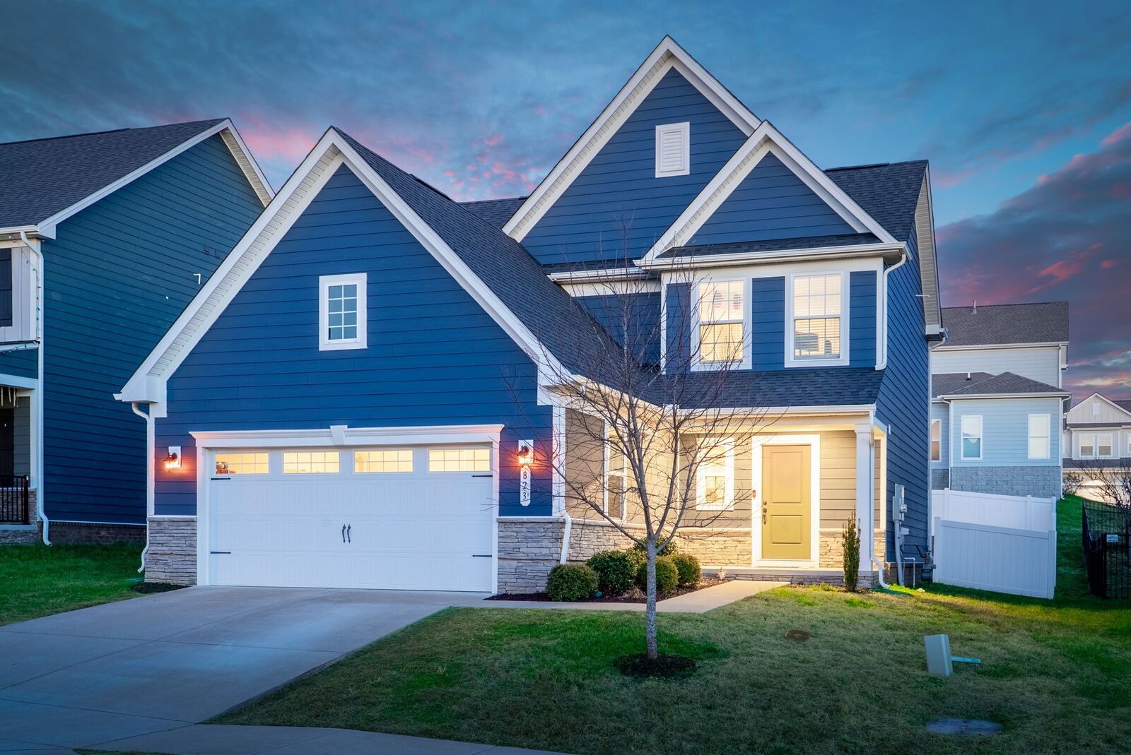 Property Photo:  823 Dean Dr  TN 37122 