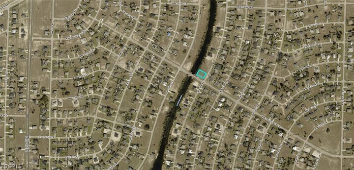 Property Photo: 2900 NW 4th Place FL 33993