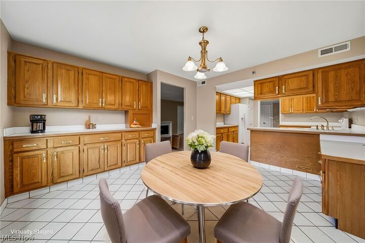 Property Photo:  120 Fox Hollow Drive 307  OH 44124 