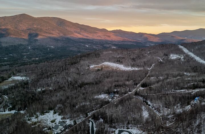 Property Photo:  150 North Peak Drive  NH 03580 