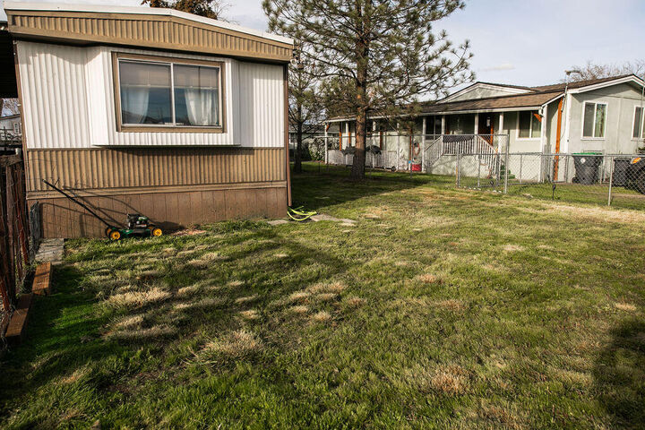 Property Photo:  2533 Terrmont Street  OR 97503 