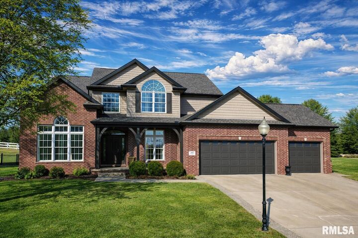 Property Photo:  5807 W Ivybridge Place  IL 61615 