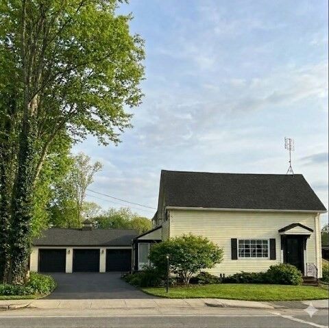 Property Photo:  64 W Main St  MA 01833 