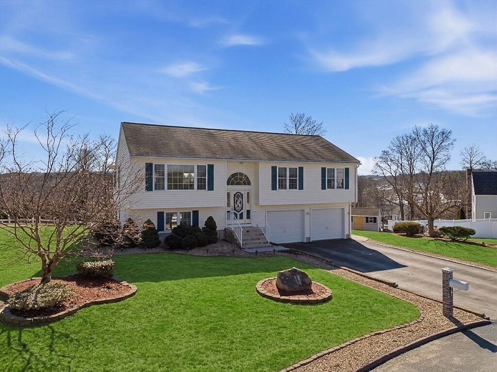 Property Photo: 16 Princeton Rd MA 01749