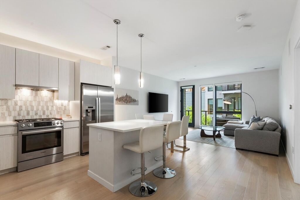 Property Photo:  45 W 3rd St 314  MA 02127 
