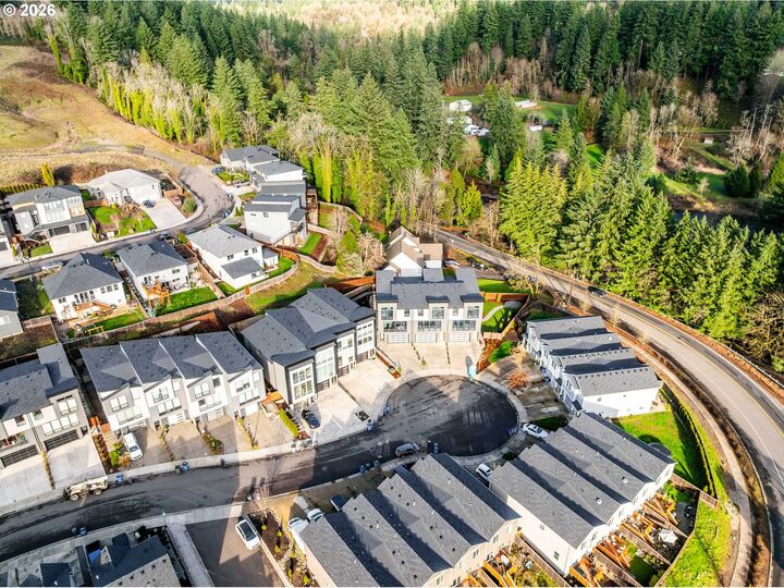 Property Photo: 2435 N R St WA 98671