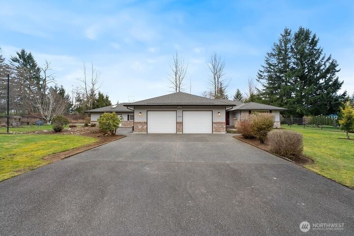 Property Photo:  13822  Meridian Street  WA 98258 