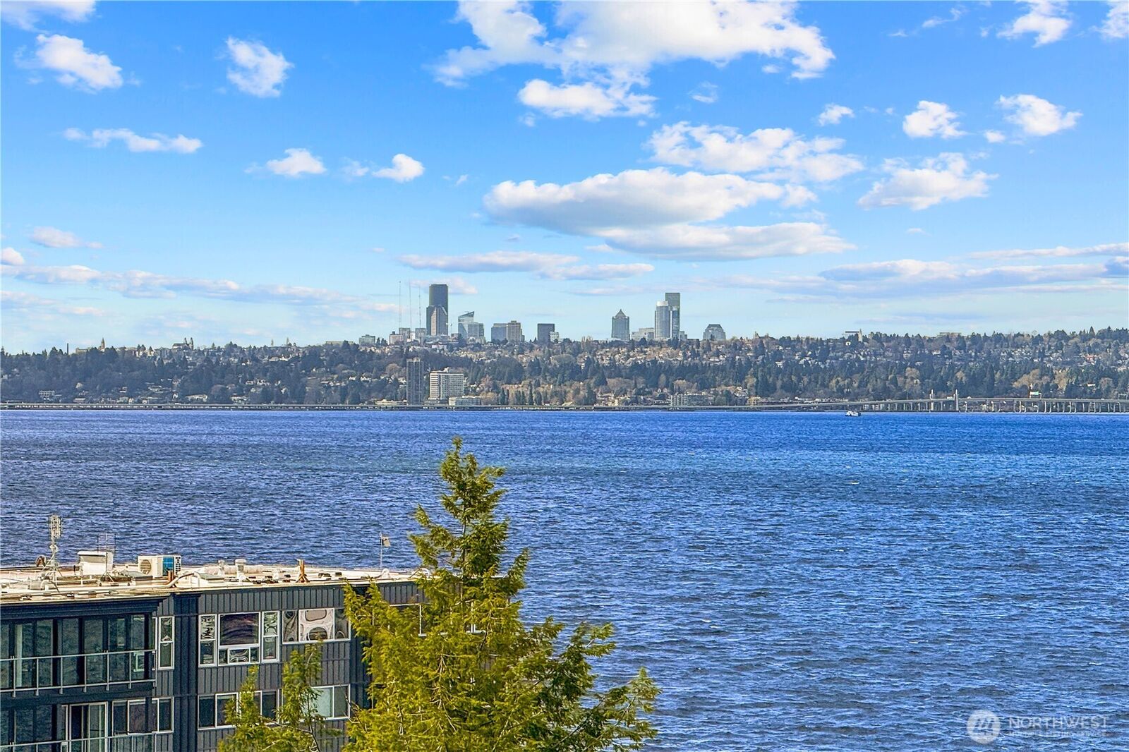 Property Photo:  311 S 2nd Street 101  WA 98033 